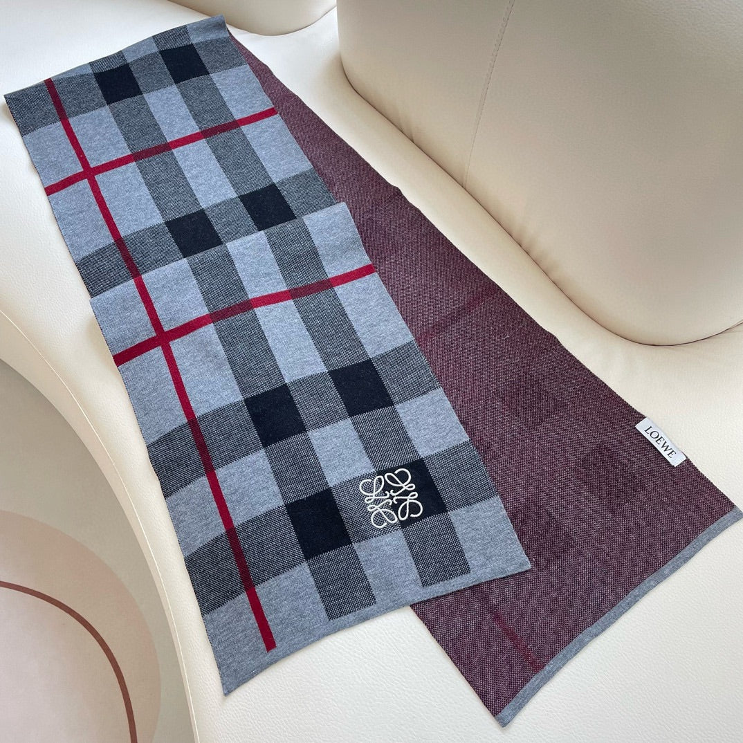 LOEWE SCARF 180 CM IN BLACK MIX DOVE GRAY CARO CASHMERE 389781