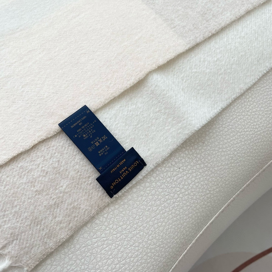 LOUIS VUITTON SCARF 180 CM IN BEIGE CASHMERE 394703