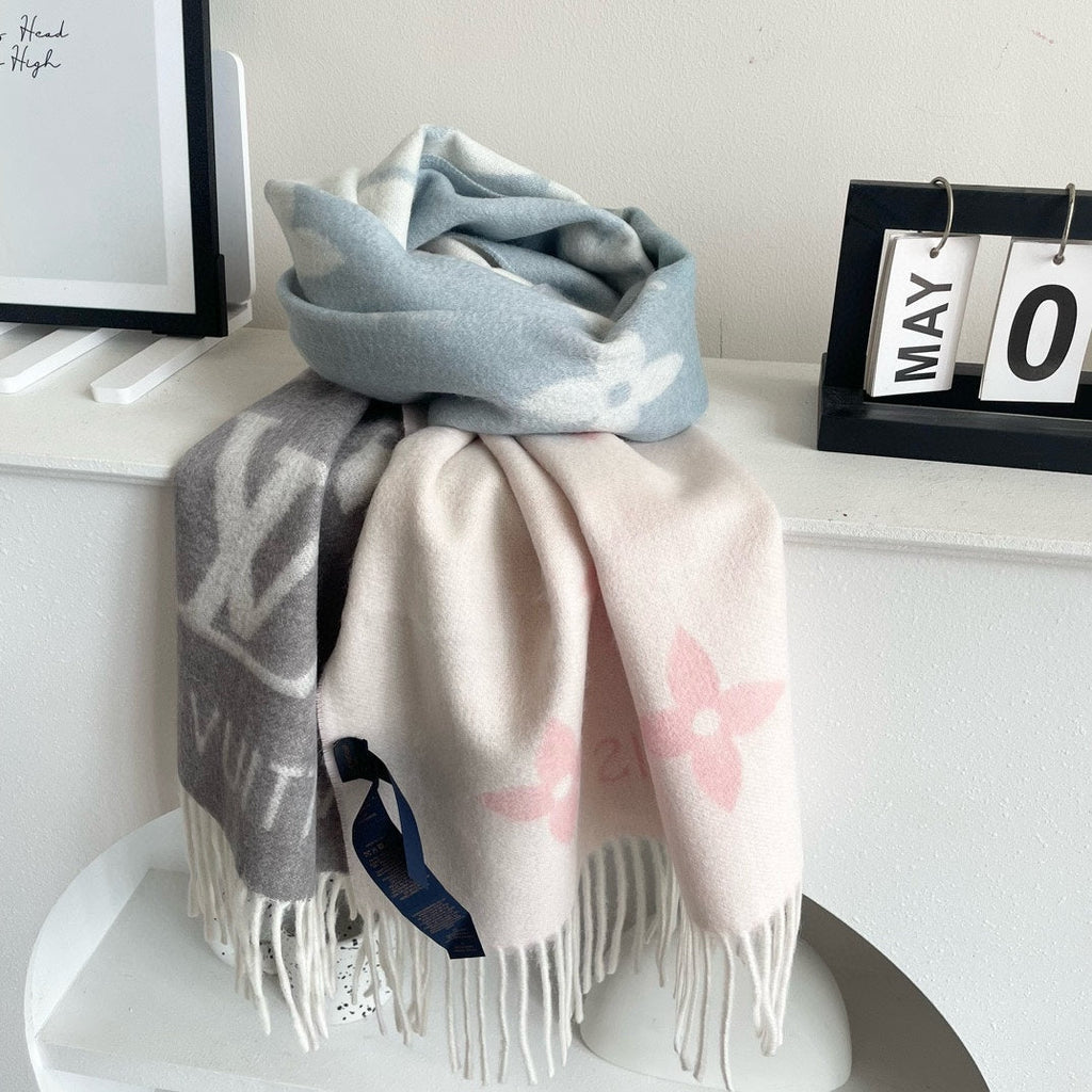 LOUIS VUITTON REYKJAVIK GRADIENT SCARF 220 CM IN COLORFUL CASHMERE 399734