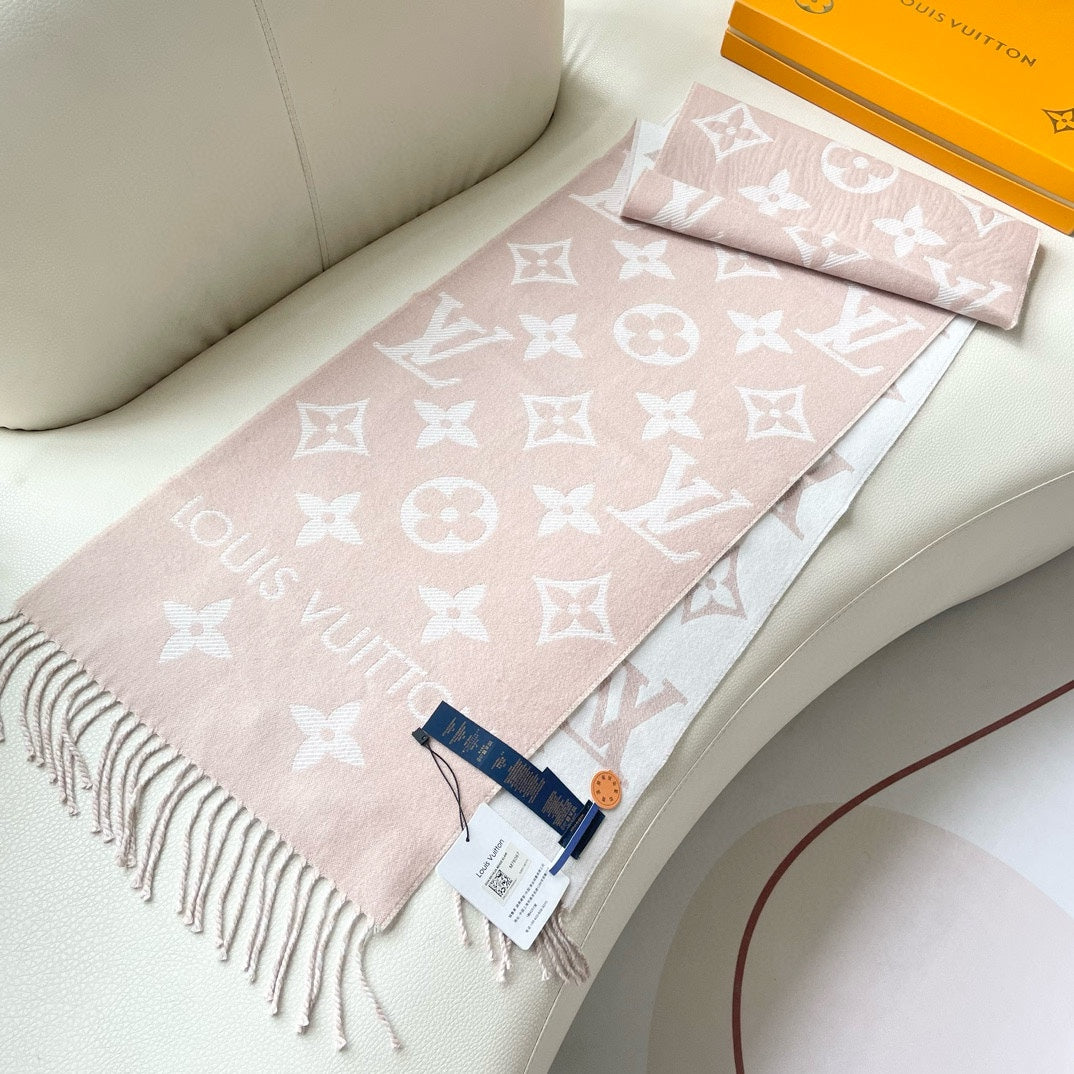 LOUIS VUITTON ESSENTIAL SCARF 186 CM IN BEIGE PINK WOOL 399779