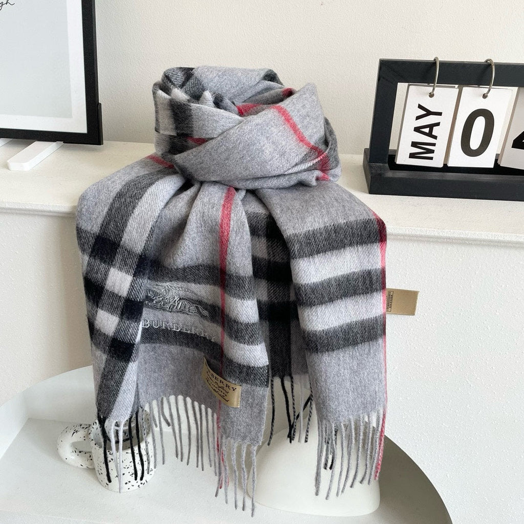 BURBERRY CHECK SCARF 180 CM IN PASTEL GRAY MIX BLACK CASHMERE 405483