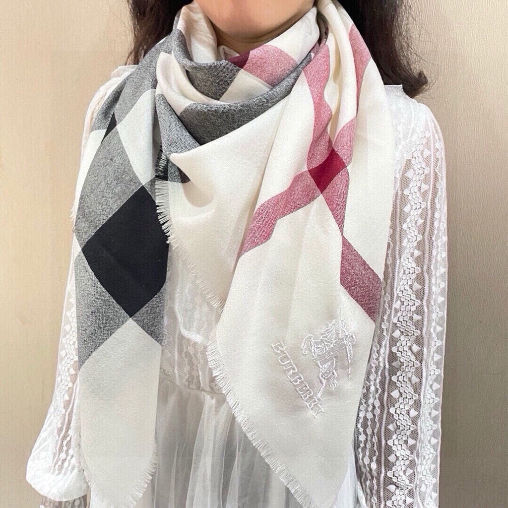 BURBERRY CHECK CASHMERE SCARF 120 CM WHITE 407343