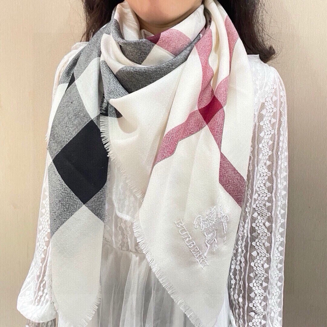 BURBERRY CHECK CASHMERE SCARF 120 CM WHITE 407343