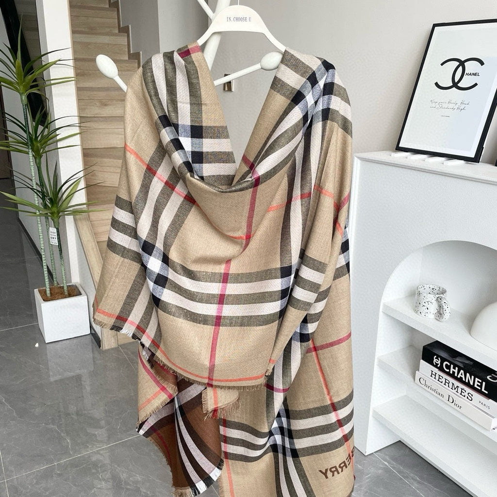BURBERRY SCARF 220 CM IN COLORFUL SHEEP WOOL AND MULBERRY SILK 408932