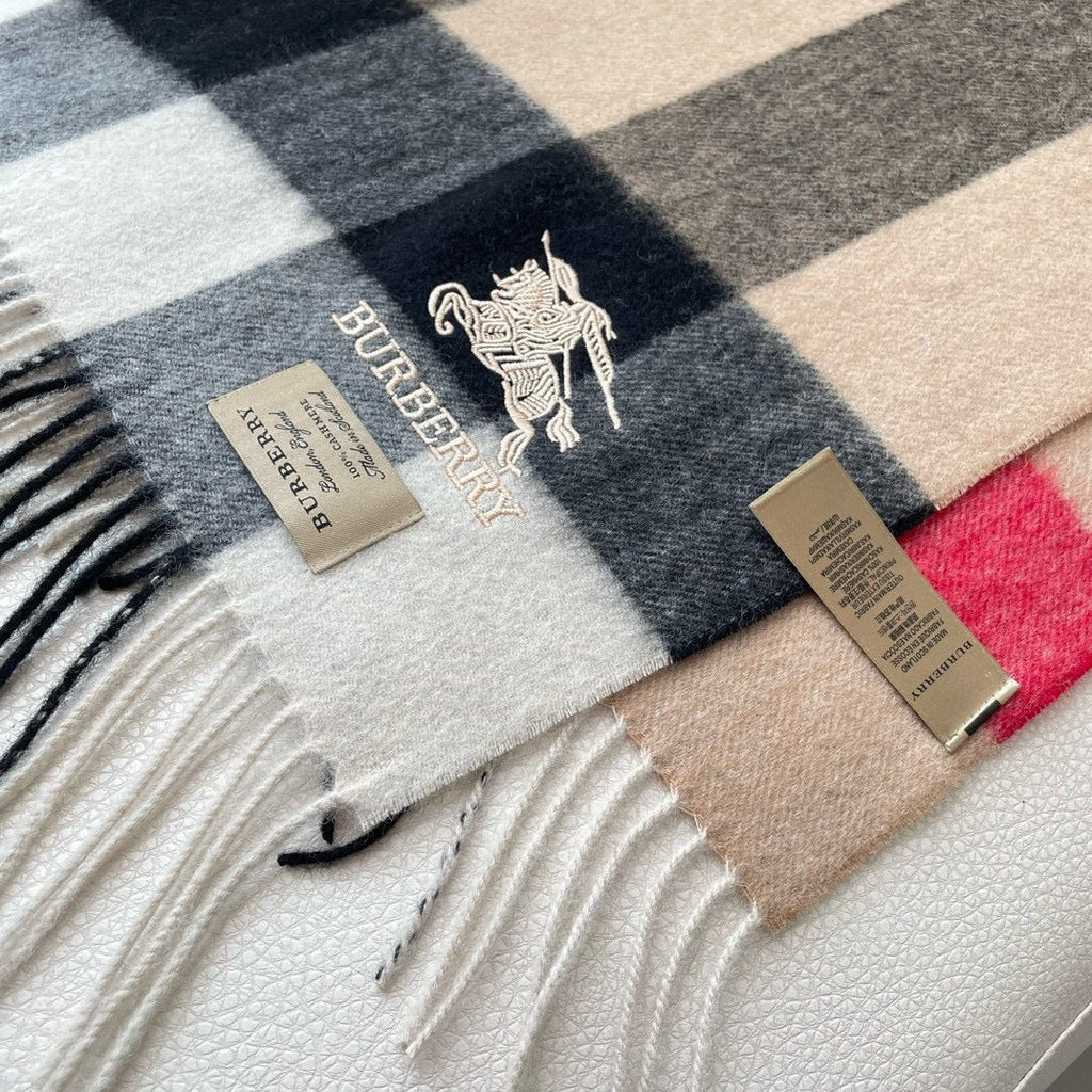 BURBERRY BBR SCARF 180 CM IN CASHMERE 490949