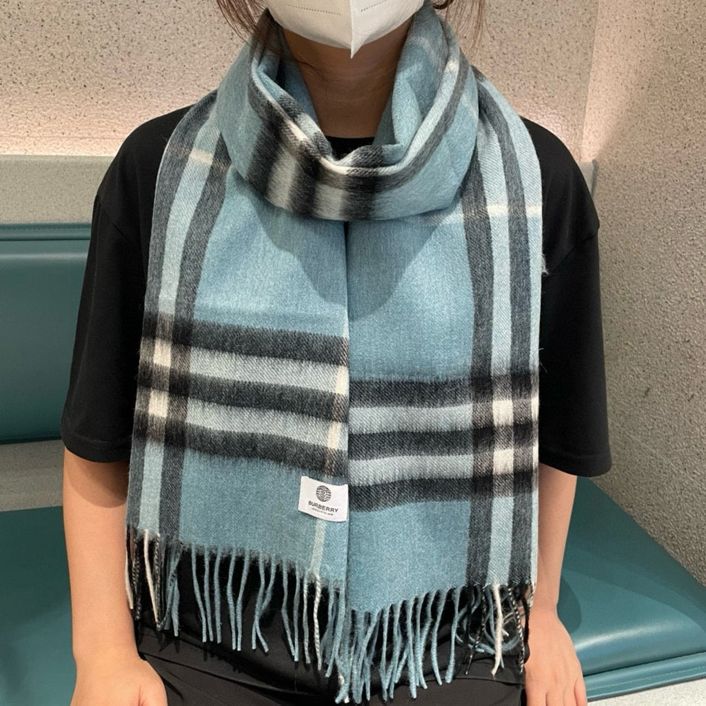 BURBERRY BBR SCARF 180 CM IN CASHMERE 522311