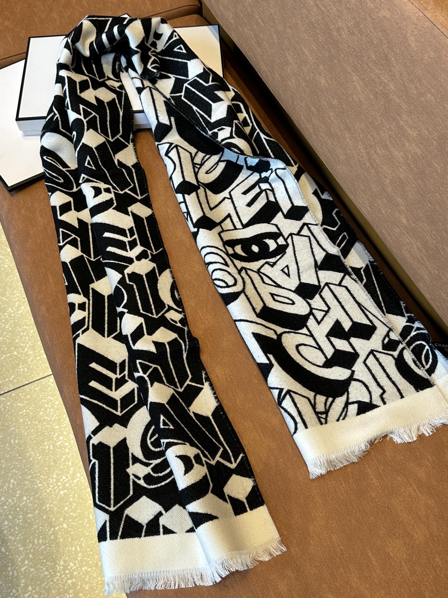 CHANEL LETTER LOGO 178 CM SCARF IN BLACK MIX WHITE SHEEP WOOL AND SILK  393103