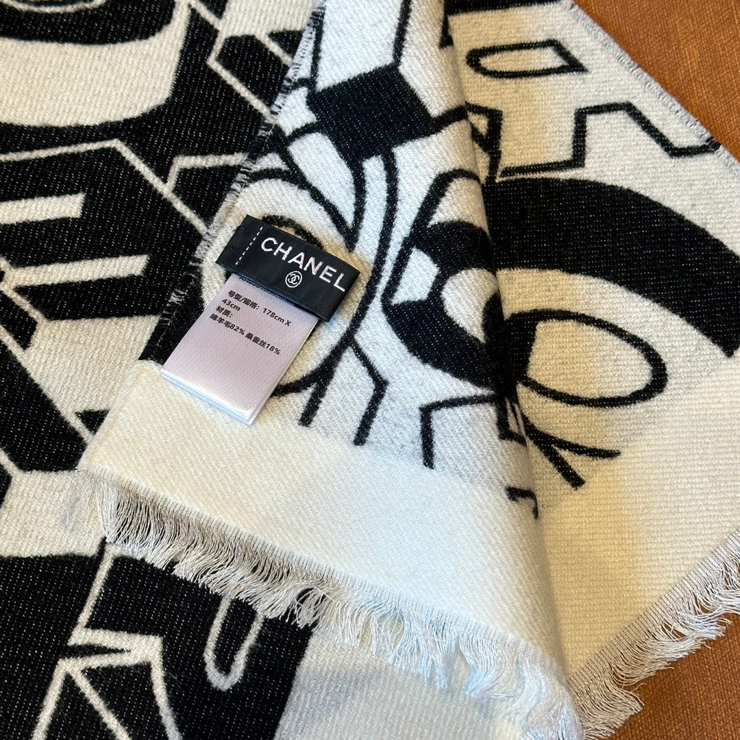 CHANEL LETTER LOGO 178 CM SCARF IN BLACK MIX WHITE SHEEP WOOL AND SILK  393103