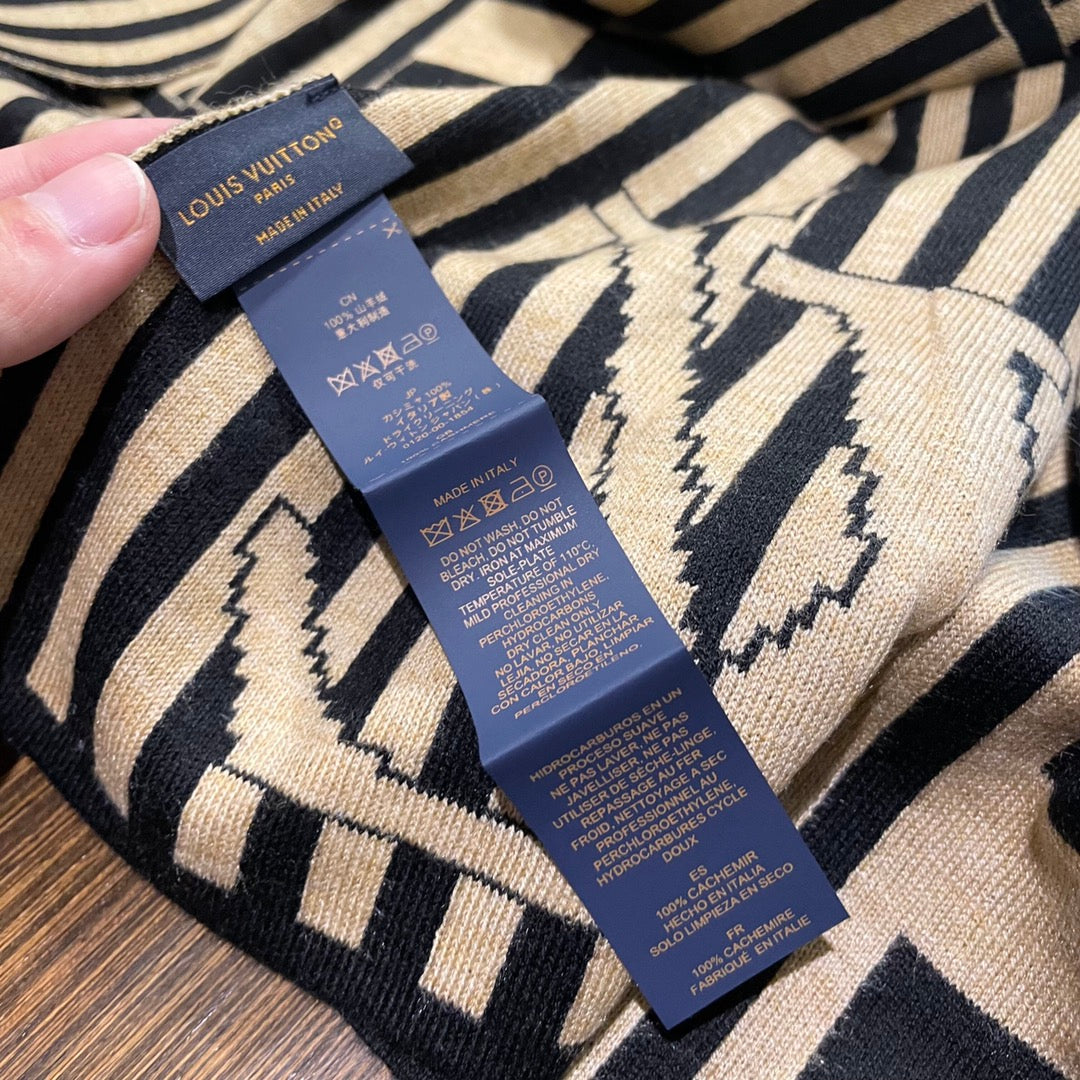 LOUIS VUITTON GRAPHICAL 180 CM SCARF IN TORTILLA BROWN MIX BLACK CASHMERE 388202