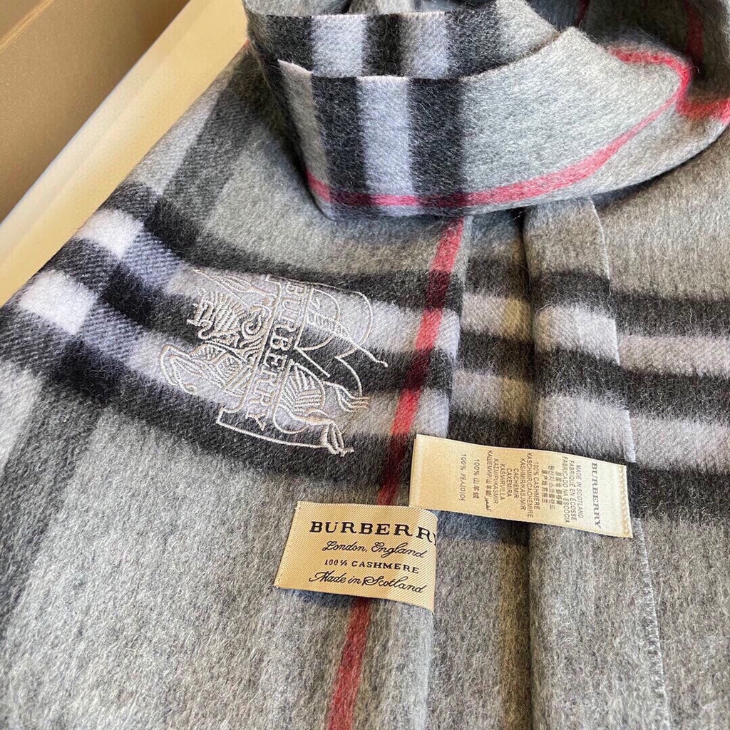 BURBERRY CLASSIC CHECK SCARF 180 CM IN DOVE GRAY MIX BLACK CASHMERE 394771