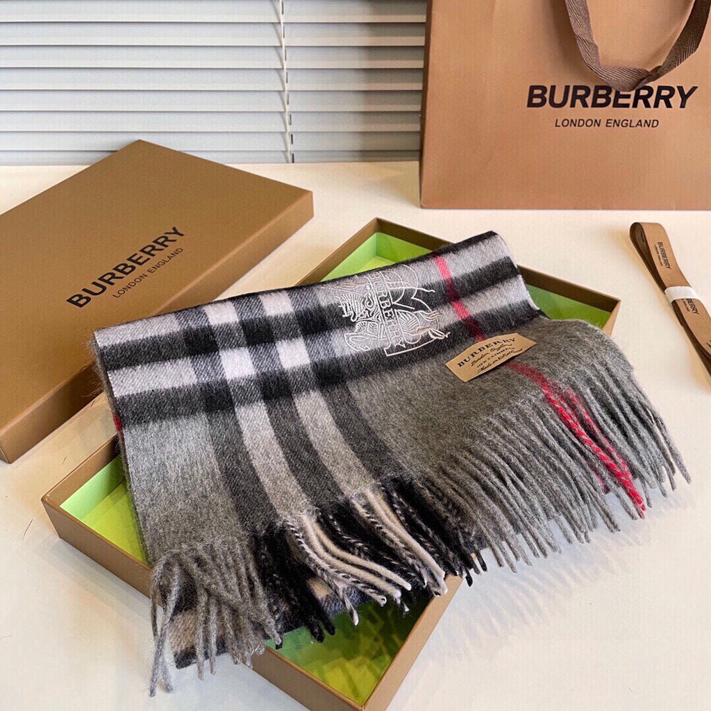 BURBERRY CLASSIC CHECK SCARF 180 CM IN DOVE GRAY MIX BLACK CASHMERE 394771