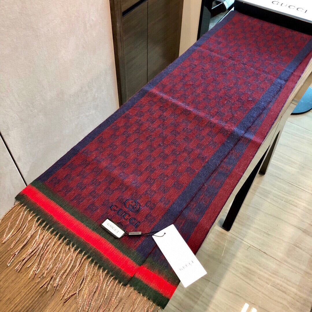 GUCCI SCARF 180 CM IN SCARLET RED MONOGRAM CASHMERE 405326