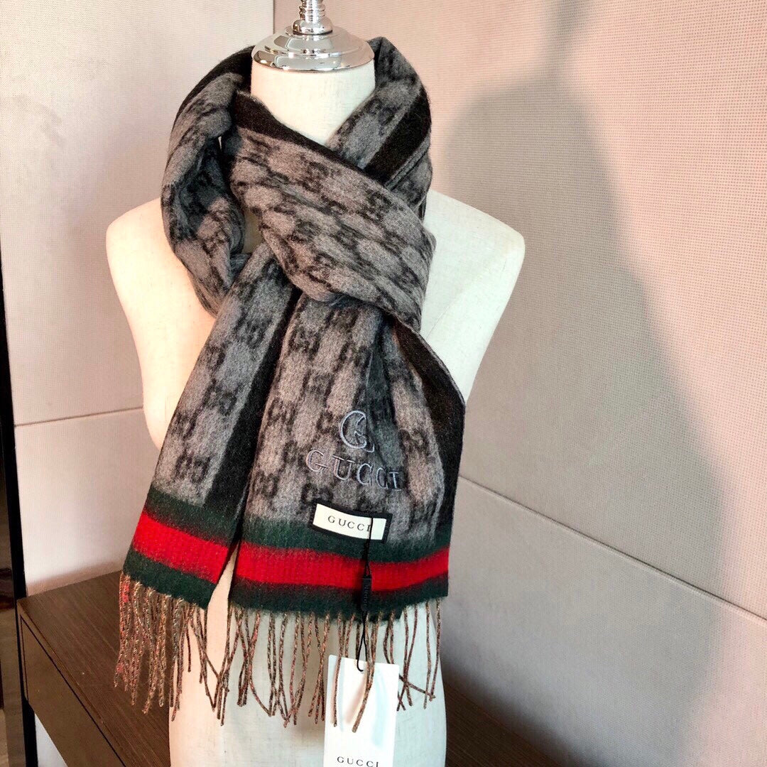 GUCCI SCARF 180 CM IN MONOGRAM MEDIUM BROWN CASHMERE 405327