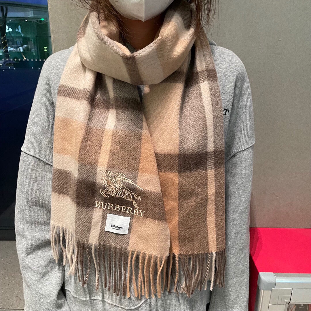 BURBERRY CLASSIC CHECK SCARF 180 CM IN COLORFUL CASHMERE 408961