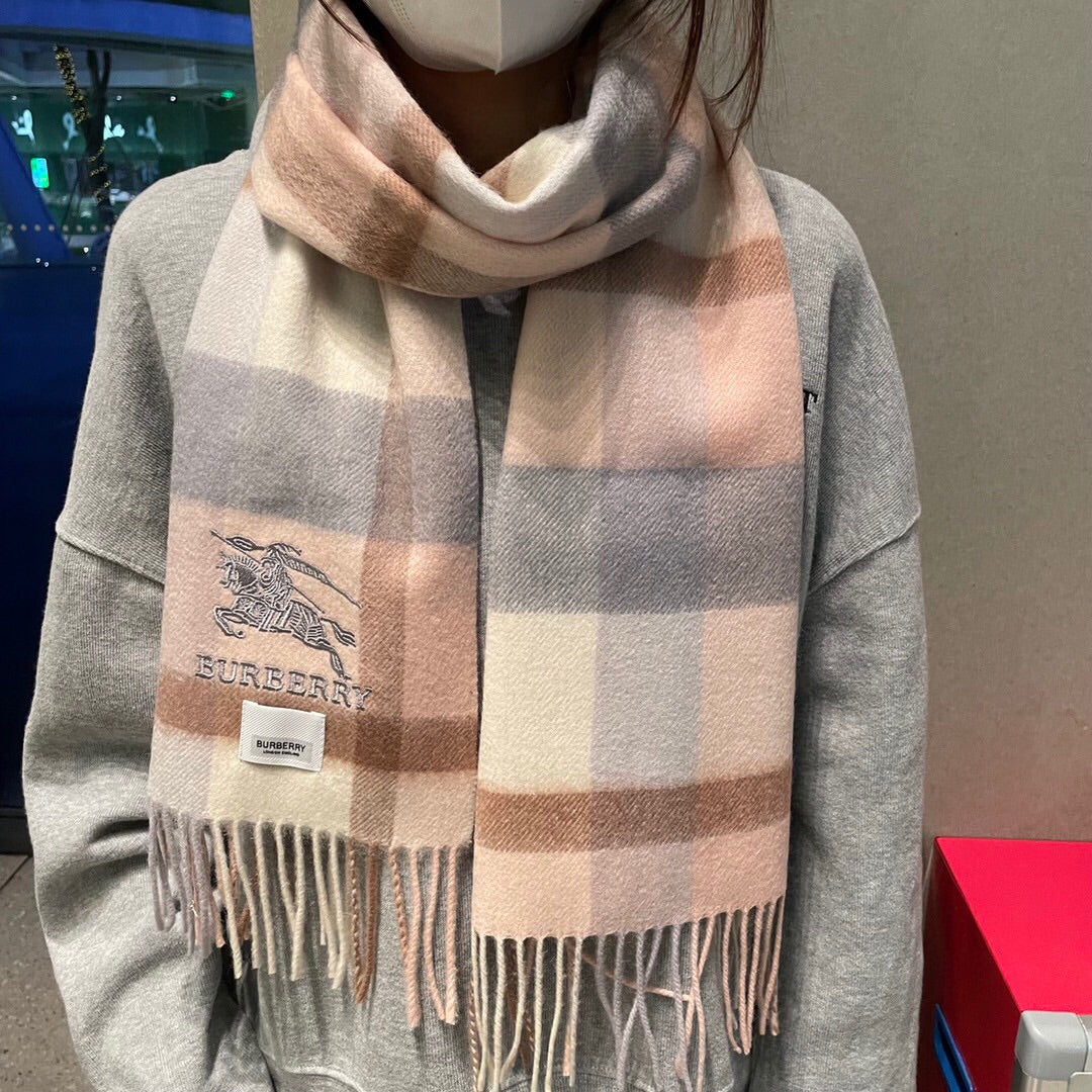 BURBERRY CLASSIC CHECK SCARF 180 CM IN COLORFUL CASHMERE 408963