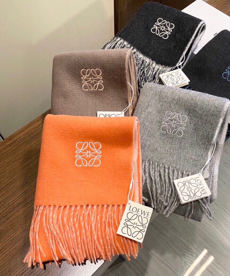 LOEWE SCARF 180 CM IN CARROT ORANGE AND LIGHT PINK WOOL AND CASHMERE 411792