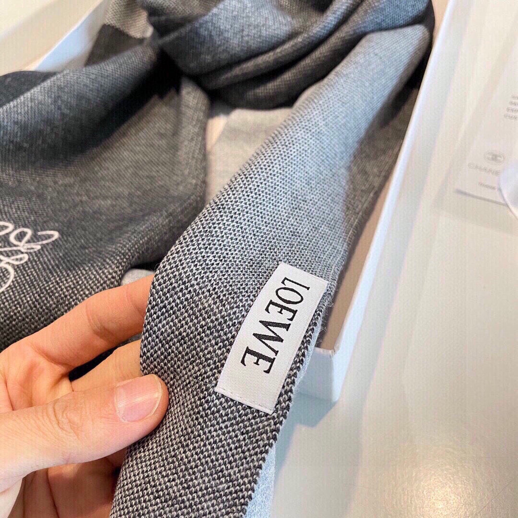 LOEWE SCARF 180 CM IN BLACK MIX GRAY CASHMERE 413838