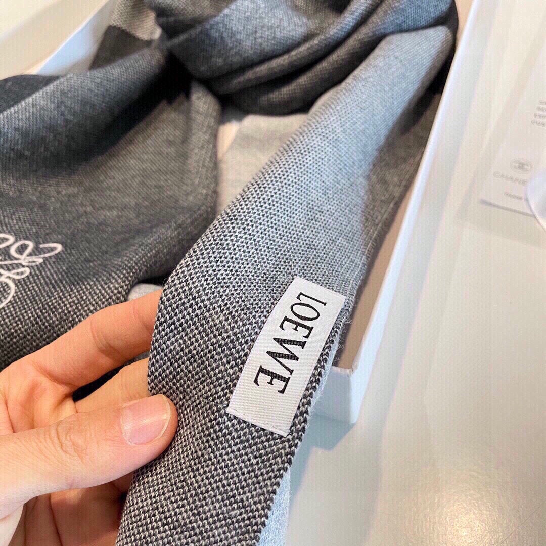 LOEWE SCARF 180 CM IN BLACK MIX GRAY CASHMERE 413838