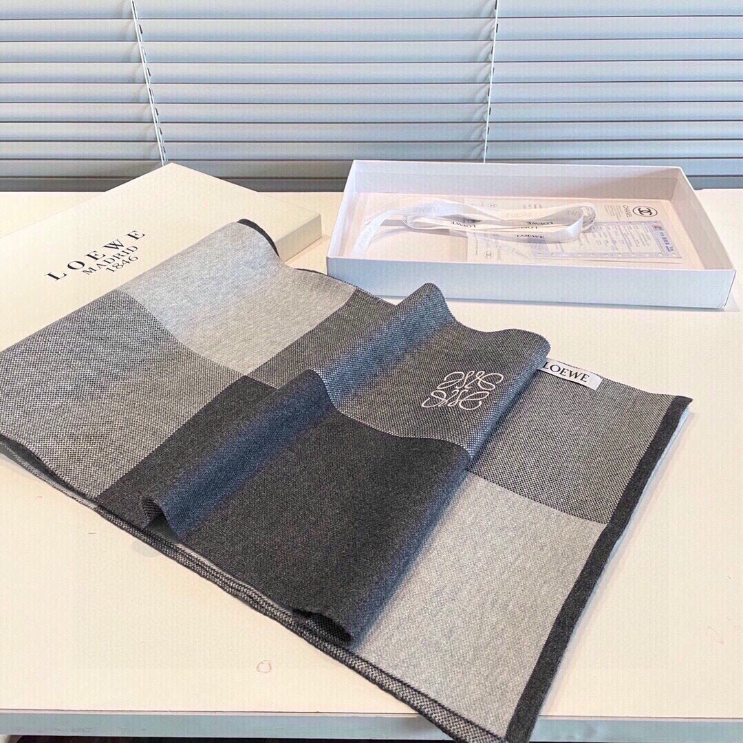 LOEWE SCARF 180 CM IN BLACK MIX GRAY CASHMERE 413838