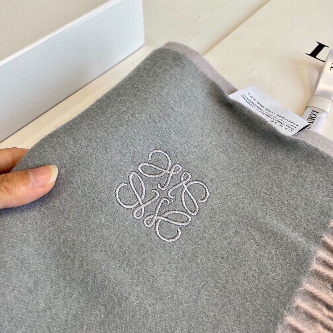 LOEWE SCARF 190 CM IN PALE GRAY LAMBSWOOL 413840