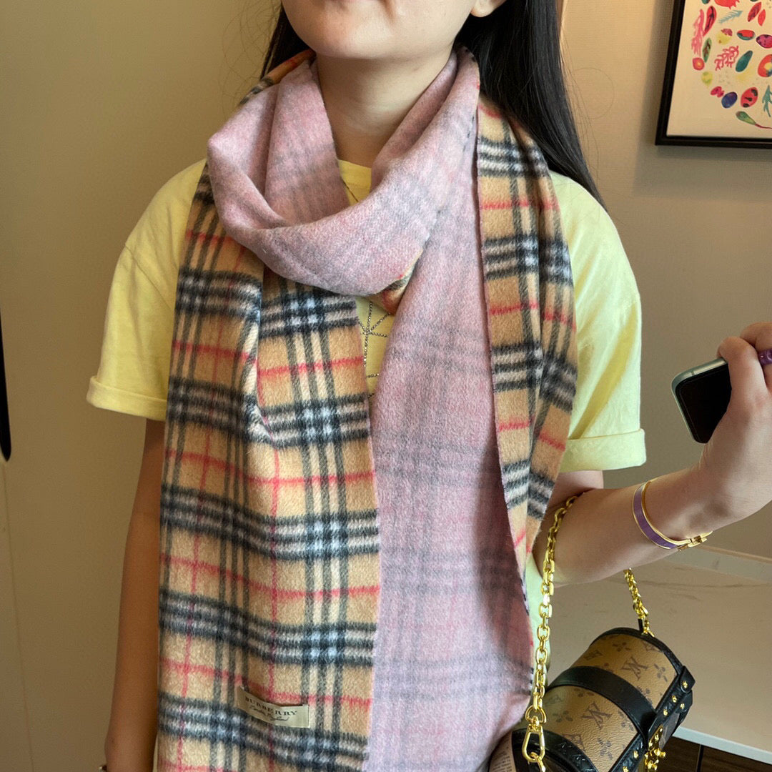 BURBERRY BBR SCARF 200 CM IN CASHMERE 518233