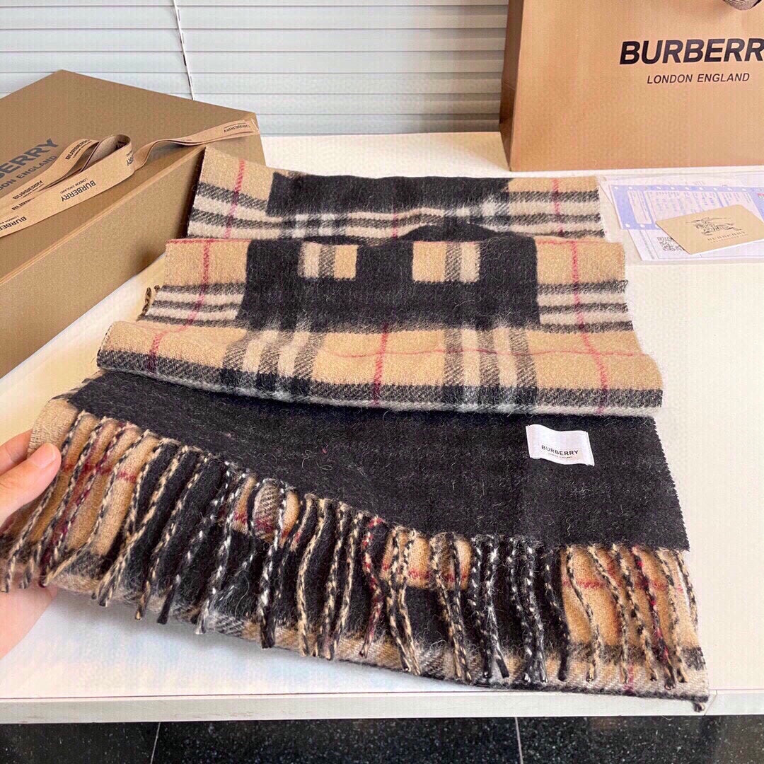 BURBERRY BBR SCARF 180 CM IN CASHMERE 525808