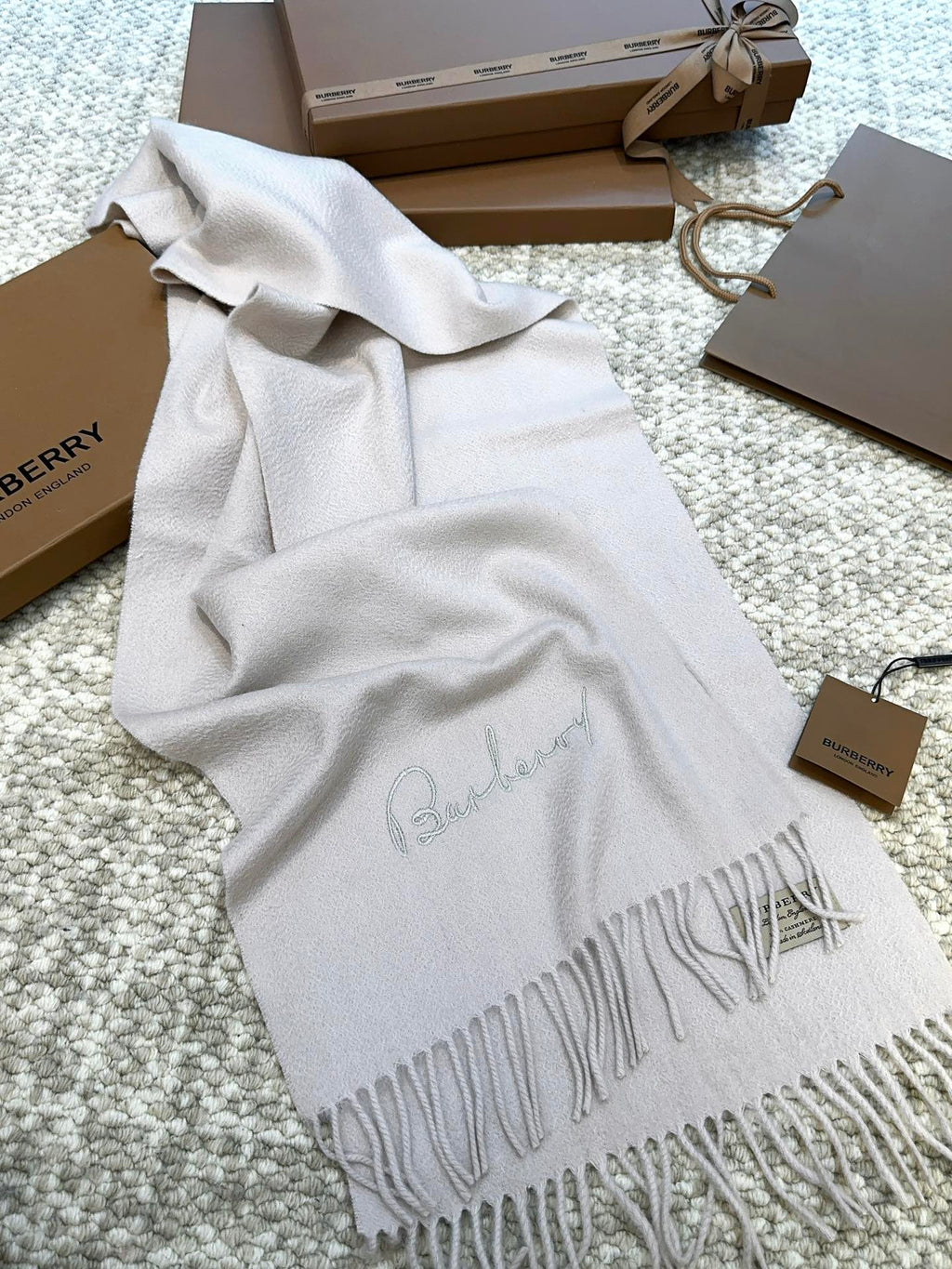 BURBERRY BBR SCARF 190 CM IN CASHMERE 525905