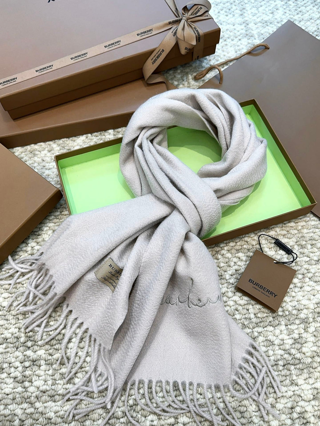 BURBERRY BBR SCARF 190 CM IN CASHMERE 525905