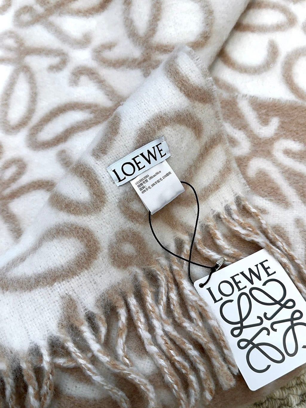 LOEWE SCARF 186 CM IN CAMEL BEIGE MIX WHITE ALPACA AND WOOL 403822