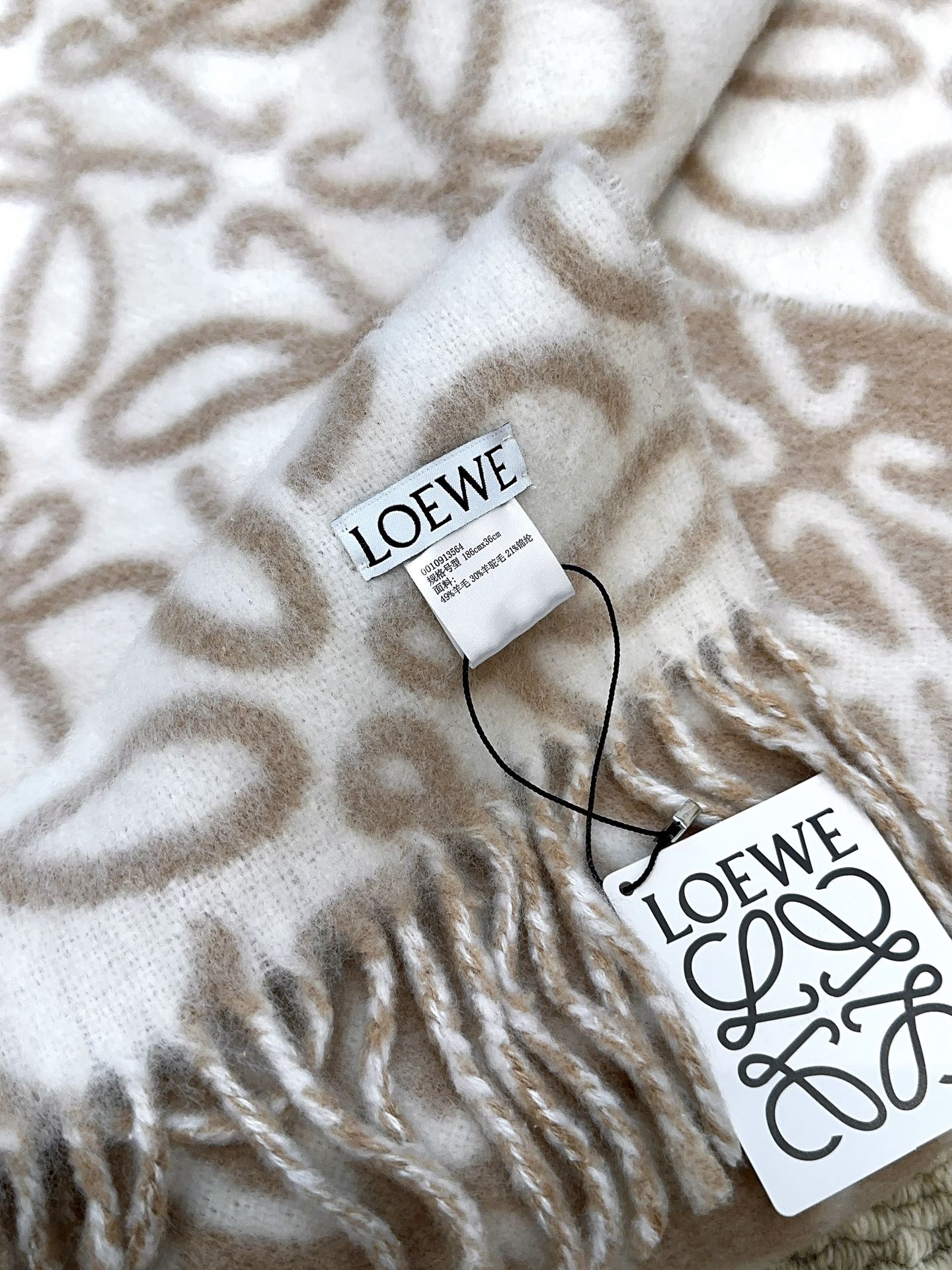 LOEWE SCARF 186 CM IN CAMEL BEIGE MIX WHITE ALPACA AND WOOL 403822