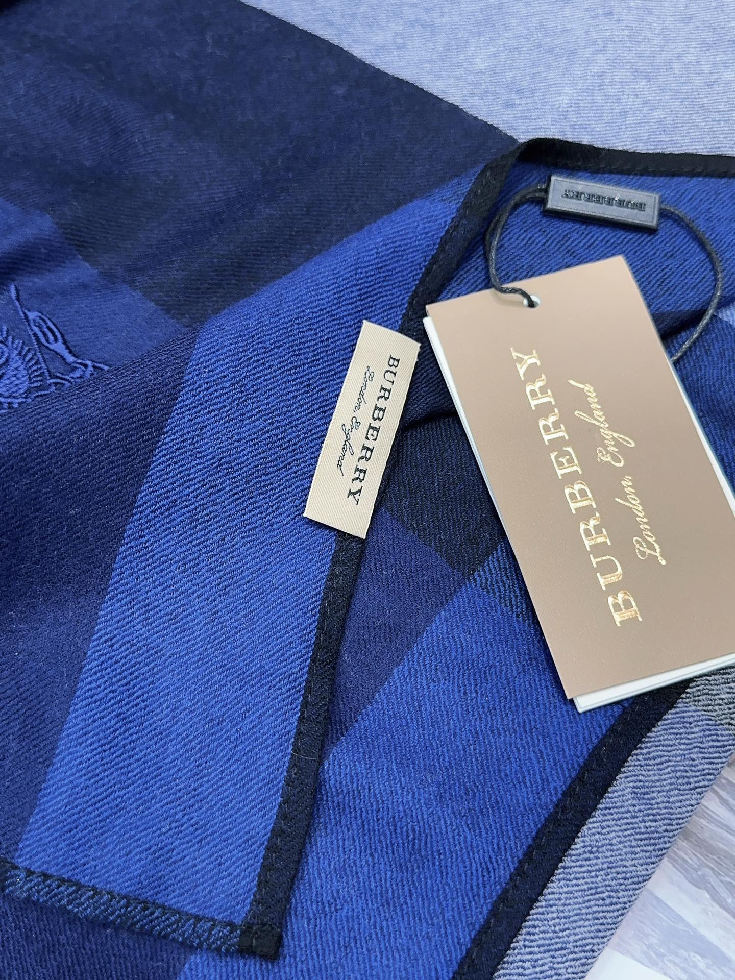 BURBERRY SCARF 200 CM IN NAVY BLUE CASHMERE 402263