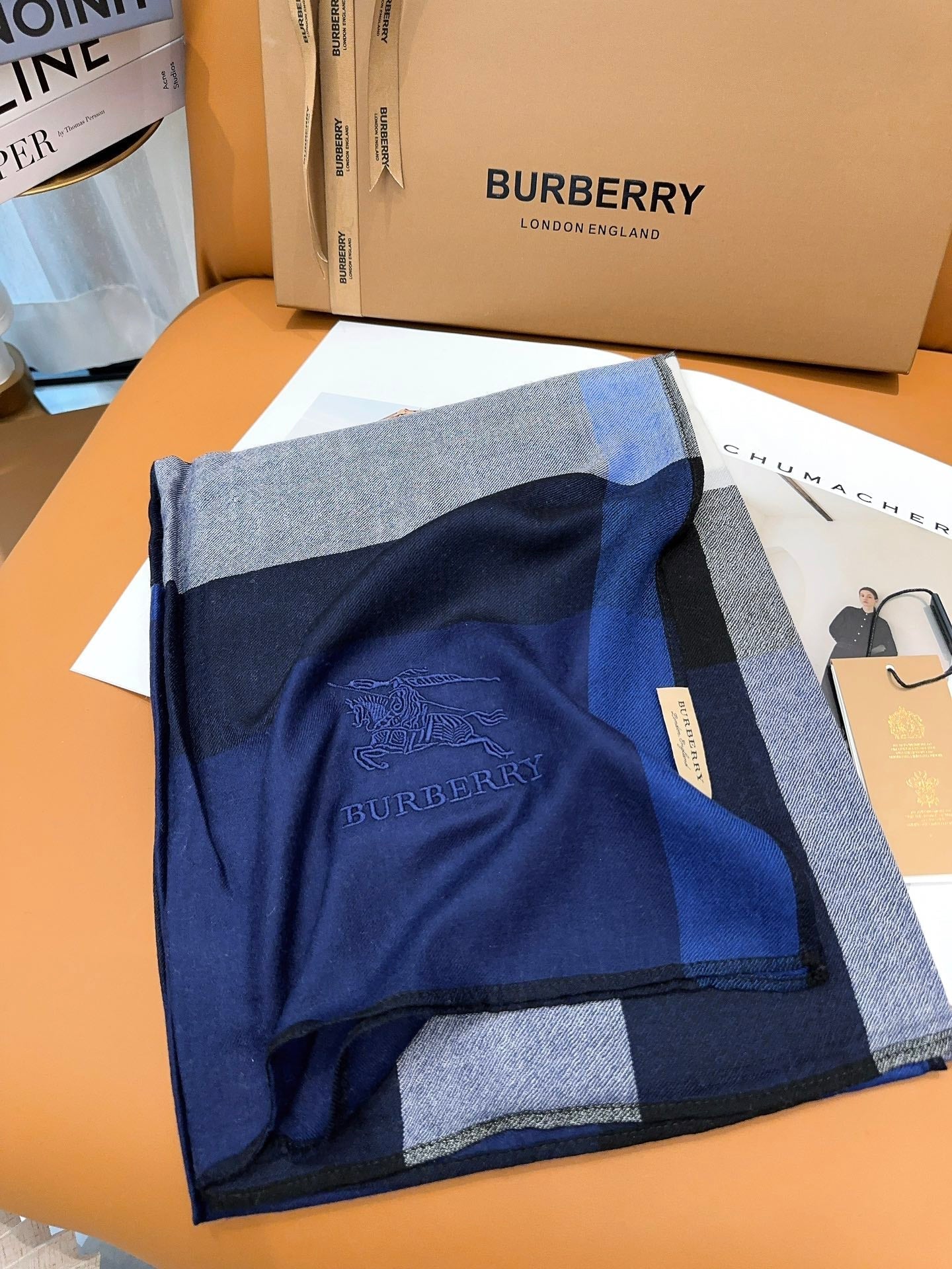 BURBERRY SCARF 200 CM IN NAVY BLUE CASHMERE 402263