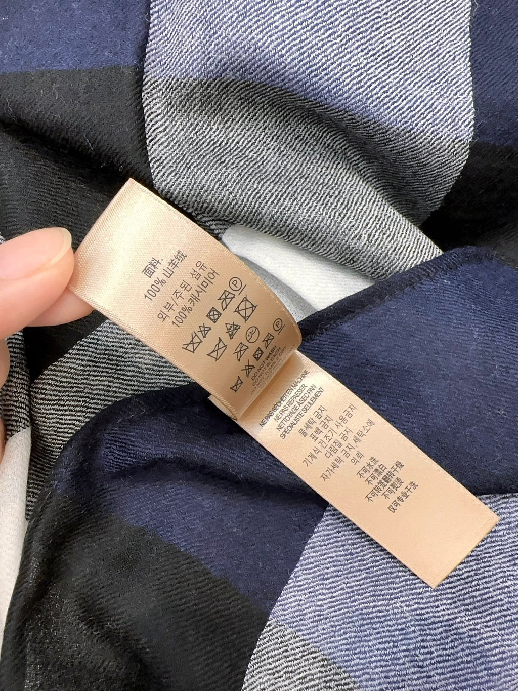 BURBERRY SCARF 200 CM IN NAVY BLUE CASHMERE 402263