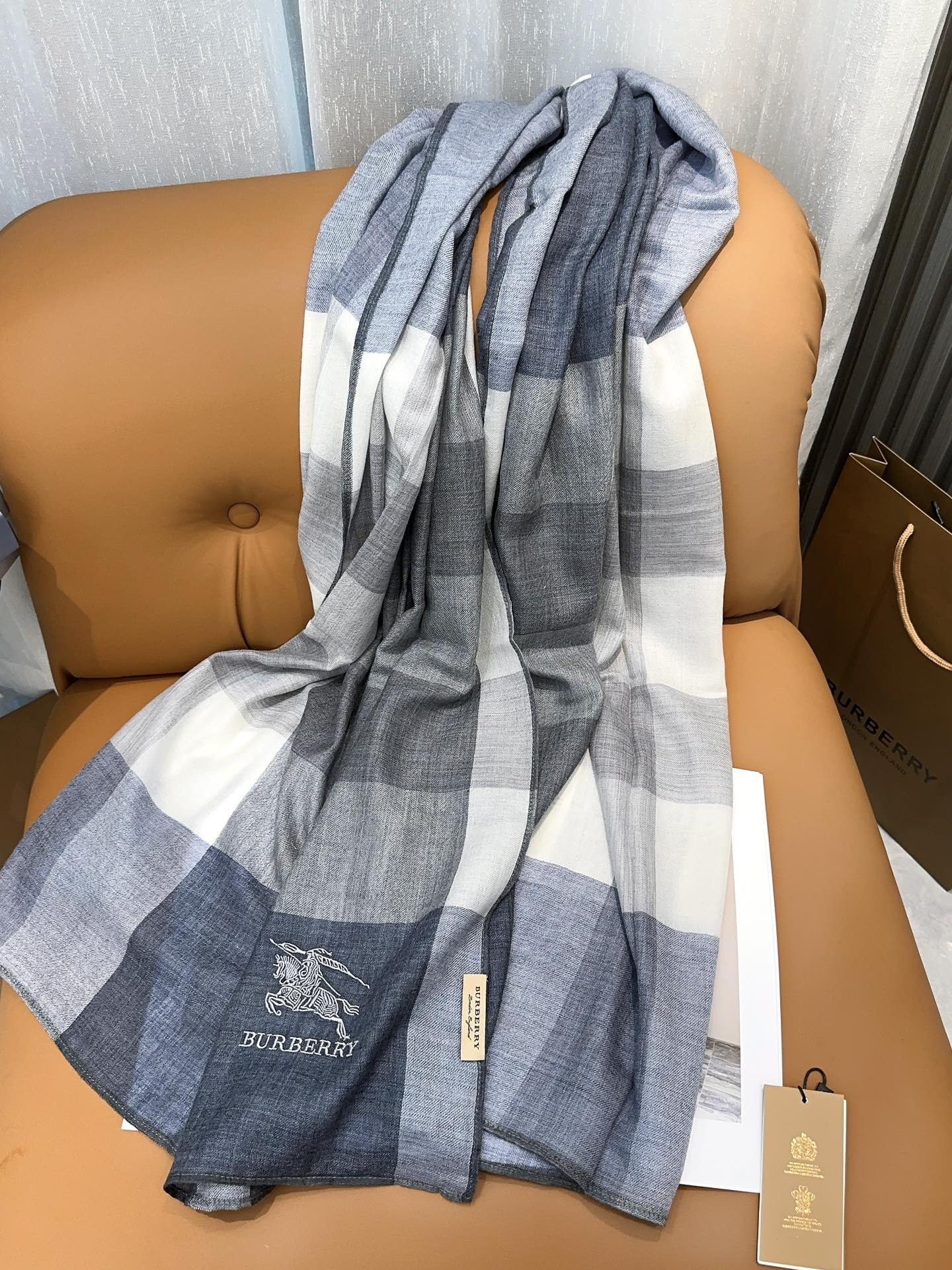BURBERRY SCARF 200 CM IN COLORFUL CASHMERE 402264