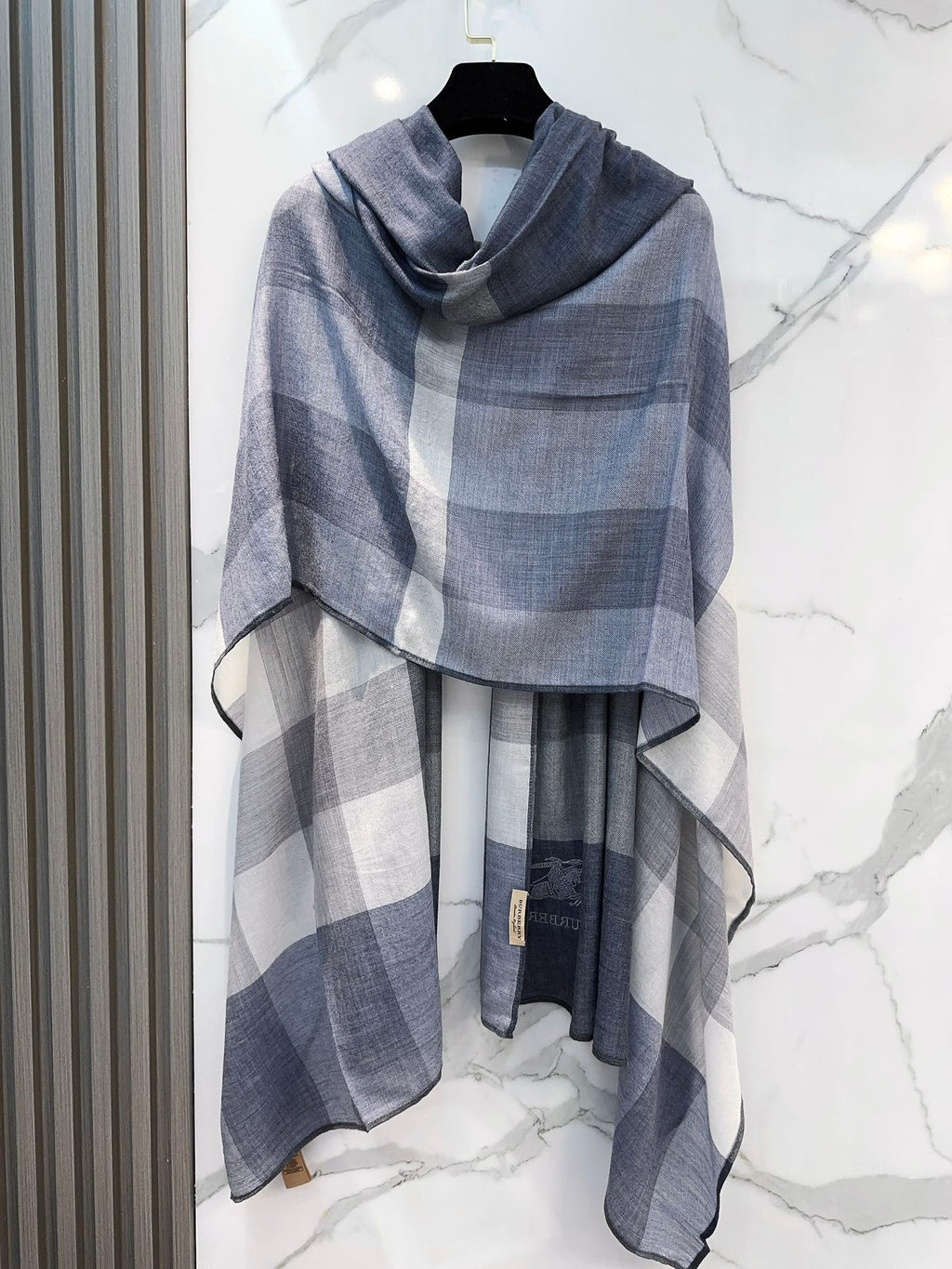BURBERRY SCARF 200 CM IN COLORFUL CASHMERE 402264