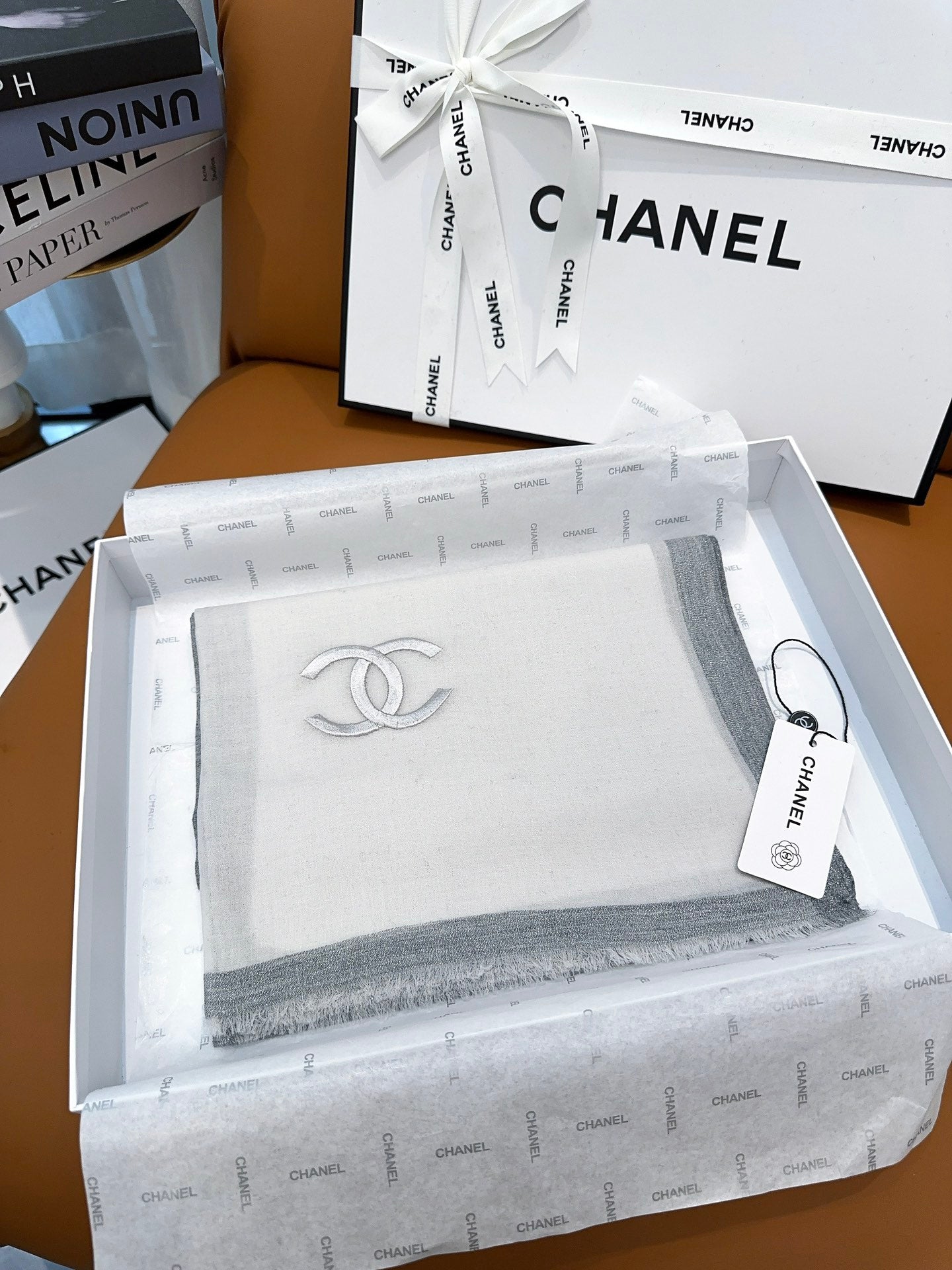 CHANEL SCARF 200 CM IN DOVE GRAY MIX WHITE CASHMERE 402260