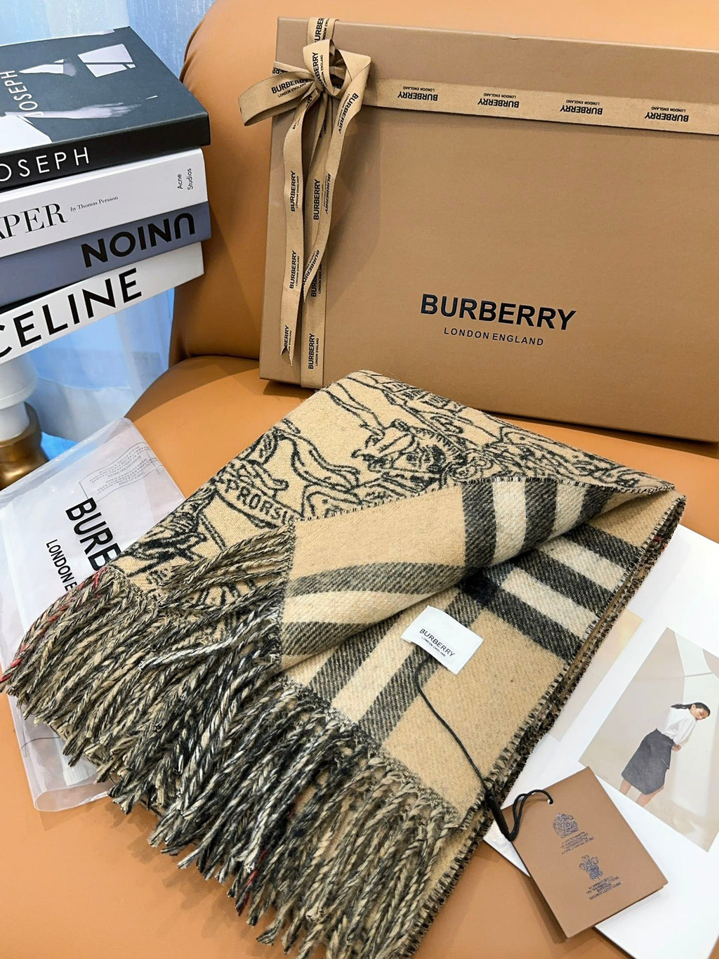 BURBERRY SCARF 210 CM IN CAMEL BEIGE MIX BLACK CASHMERE 408618
