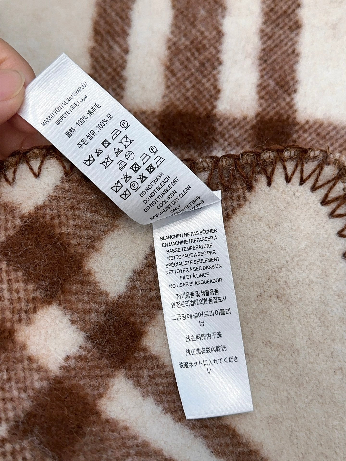 BURBERRY BBR SCARF 182 CM IN CASHMERE 489864