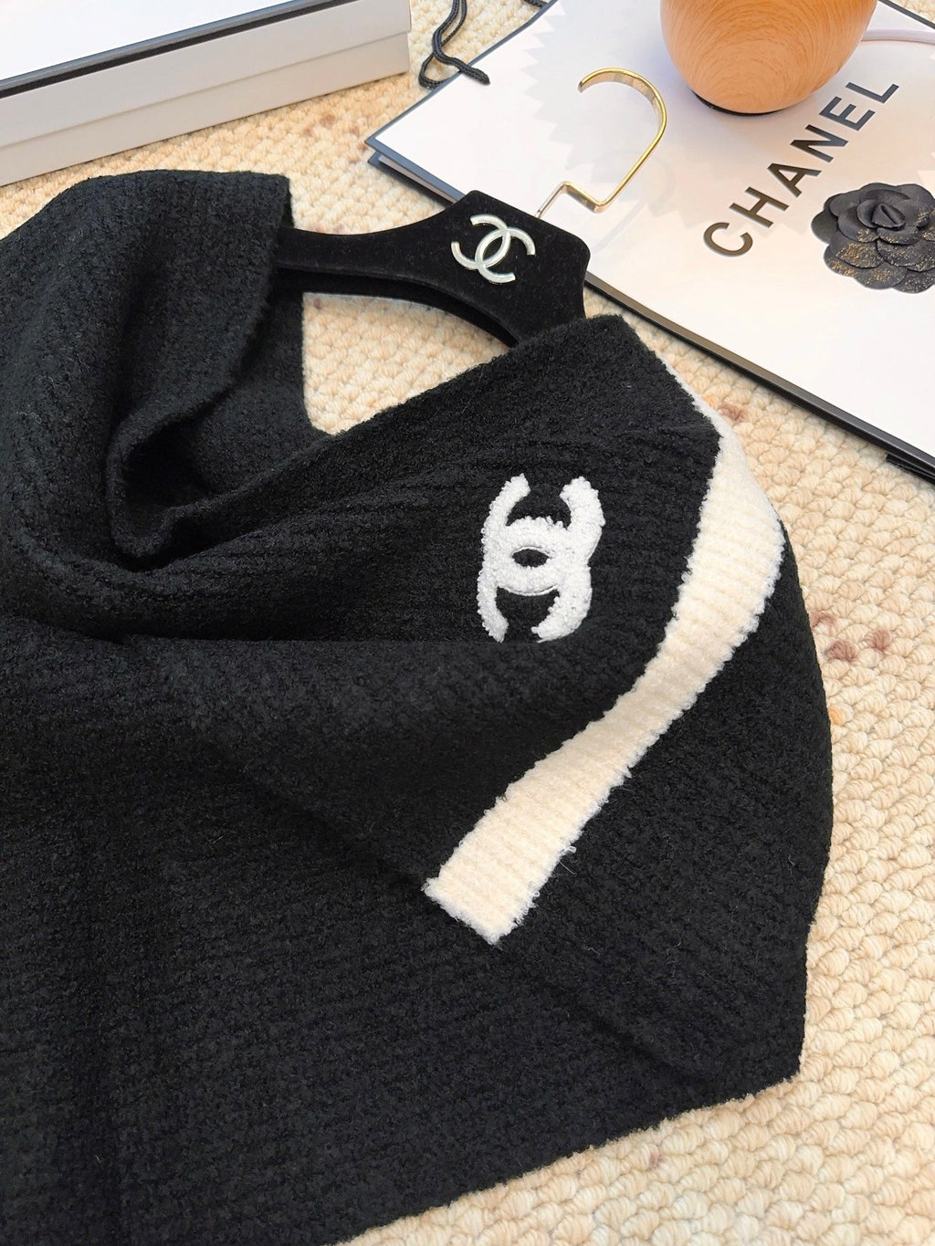 CHANEL 25S SCARF 175 CM IN  WOOL CASHMERE 943159