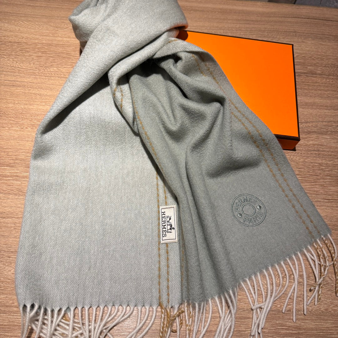 HERMES SCARF 200 CM IN DOVE GRAY CASERE