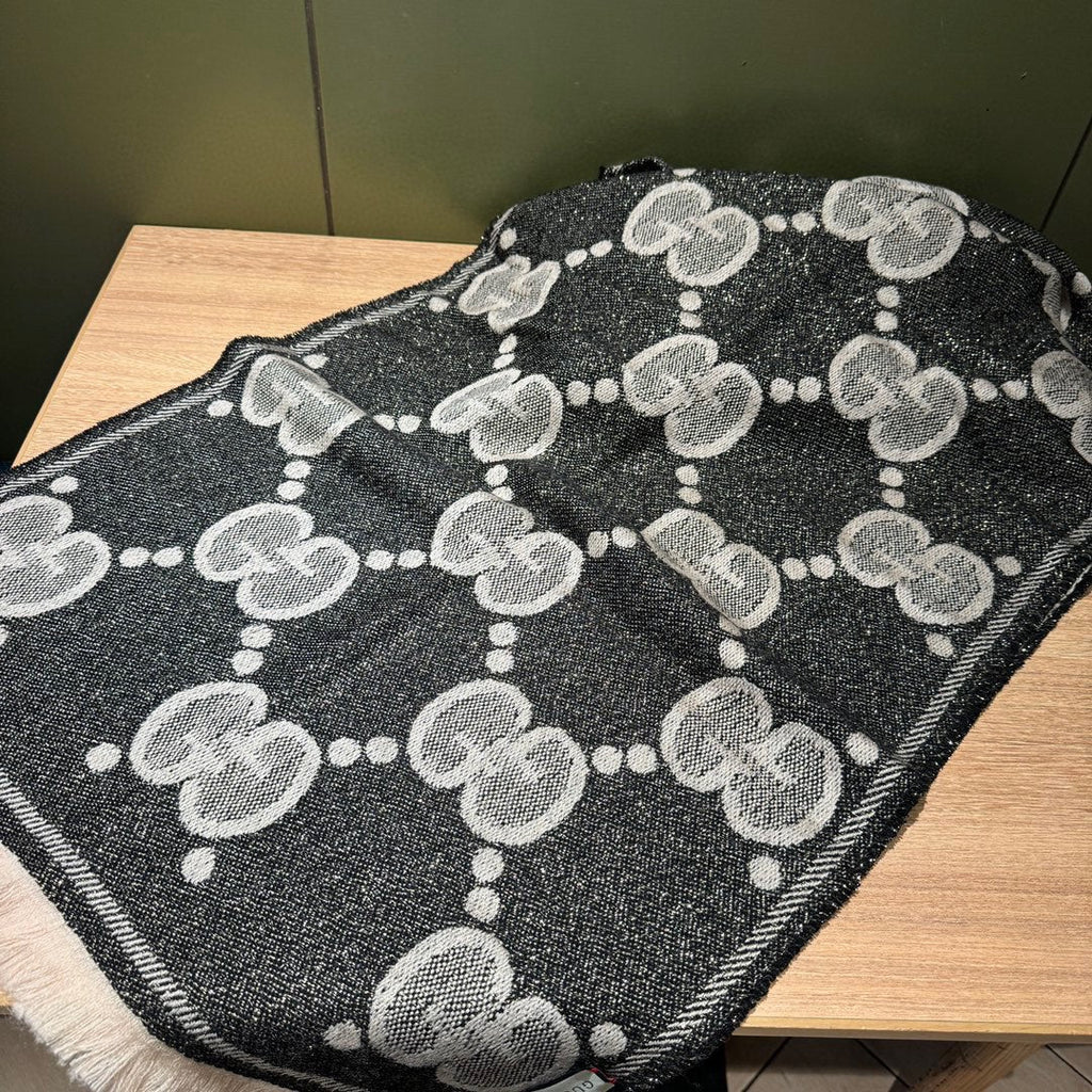 GUCCI SCARF 195 CM IN BLACK AND LIGHT GRAY  WOOL LAMÉ JACQUARD 403977