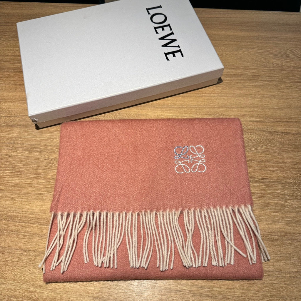 LOEWE SCARF 180 CM IN BLUSH PINK CASHMERE 407385