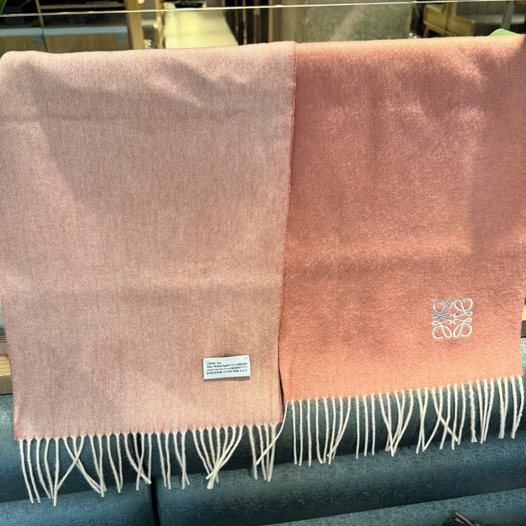 LOEWE SCARF 180 CM IN BLUSH PINK CASHMERE 407385