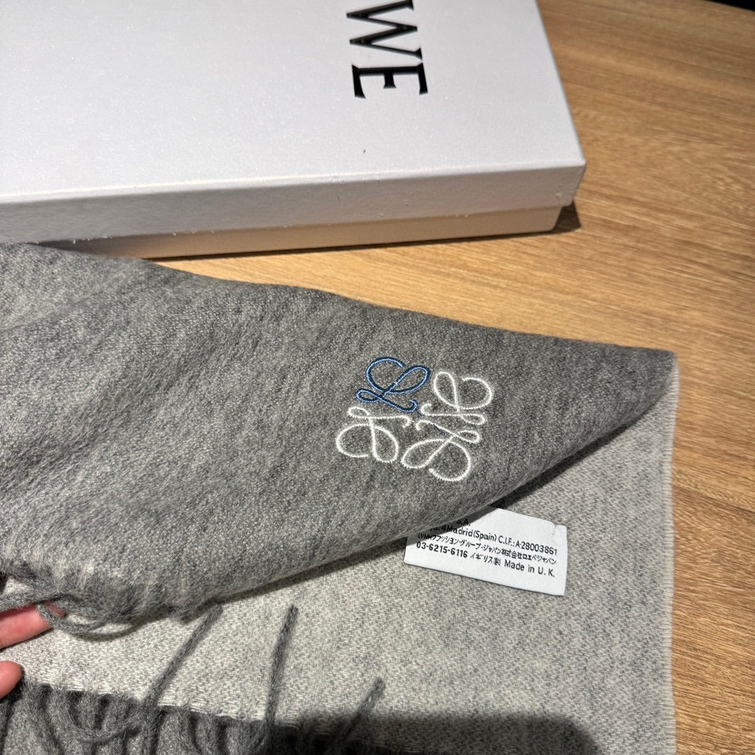 LOEWE SCARF 180 CM IN STEEL GRAY CASHMERE 407387