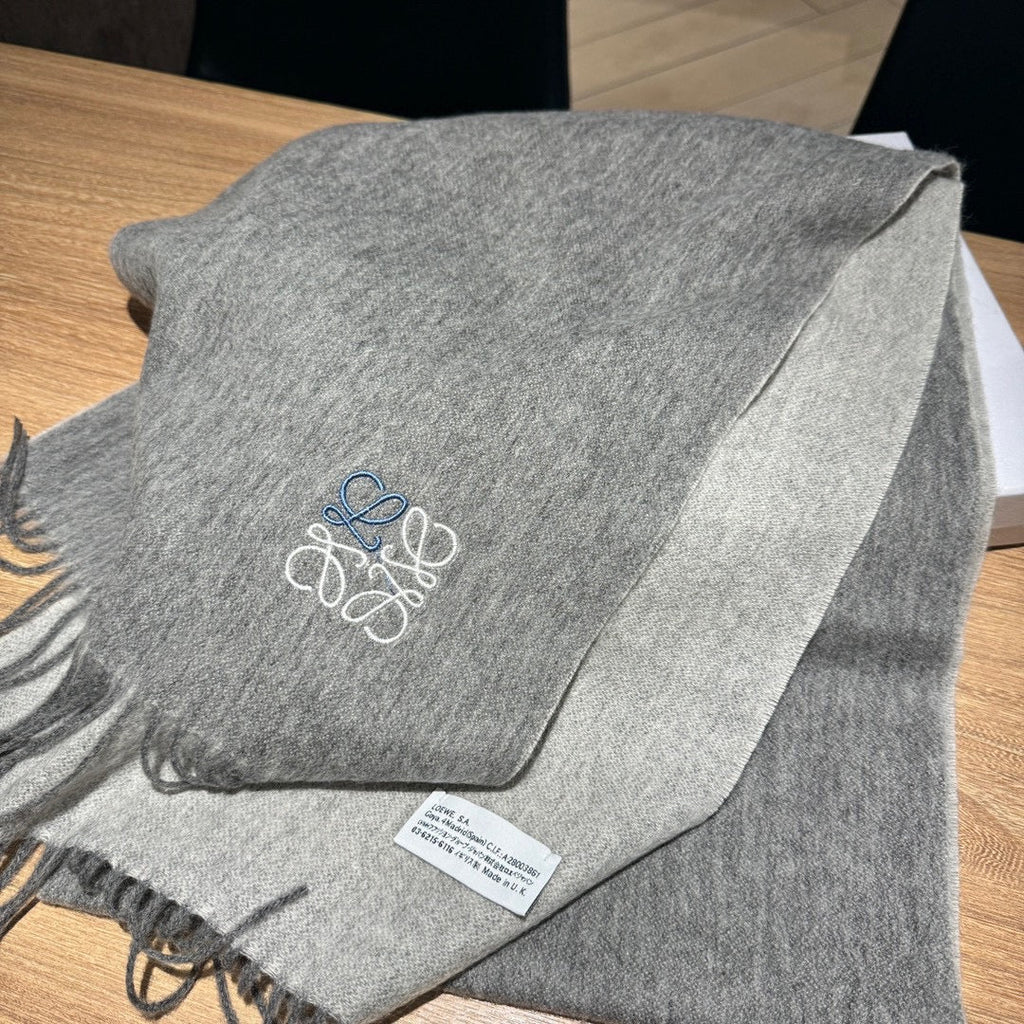 LOEWE SCARF 180 CM IN STEEL GRAY CASHMERE 407387