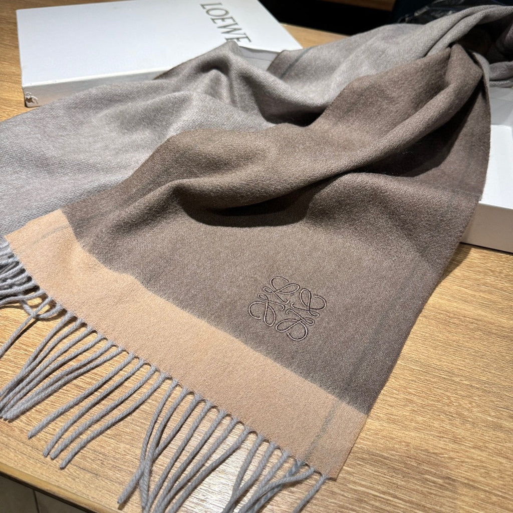 LOEWE SCARF 180 CM IN MEDIUM BROWN CASHMERE 407396
