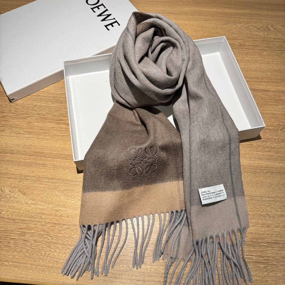 LOEWE SCARF 180 CM IN MEDIUM BROWN CASHMERE 407396