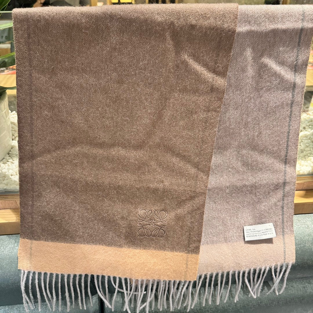 LOEWE SCARF 180 CM IN MEDIUM BROWN CASHMERE 407396