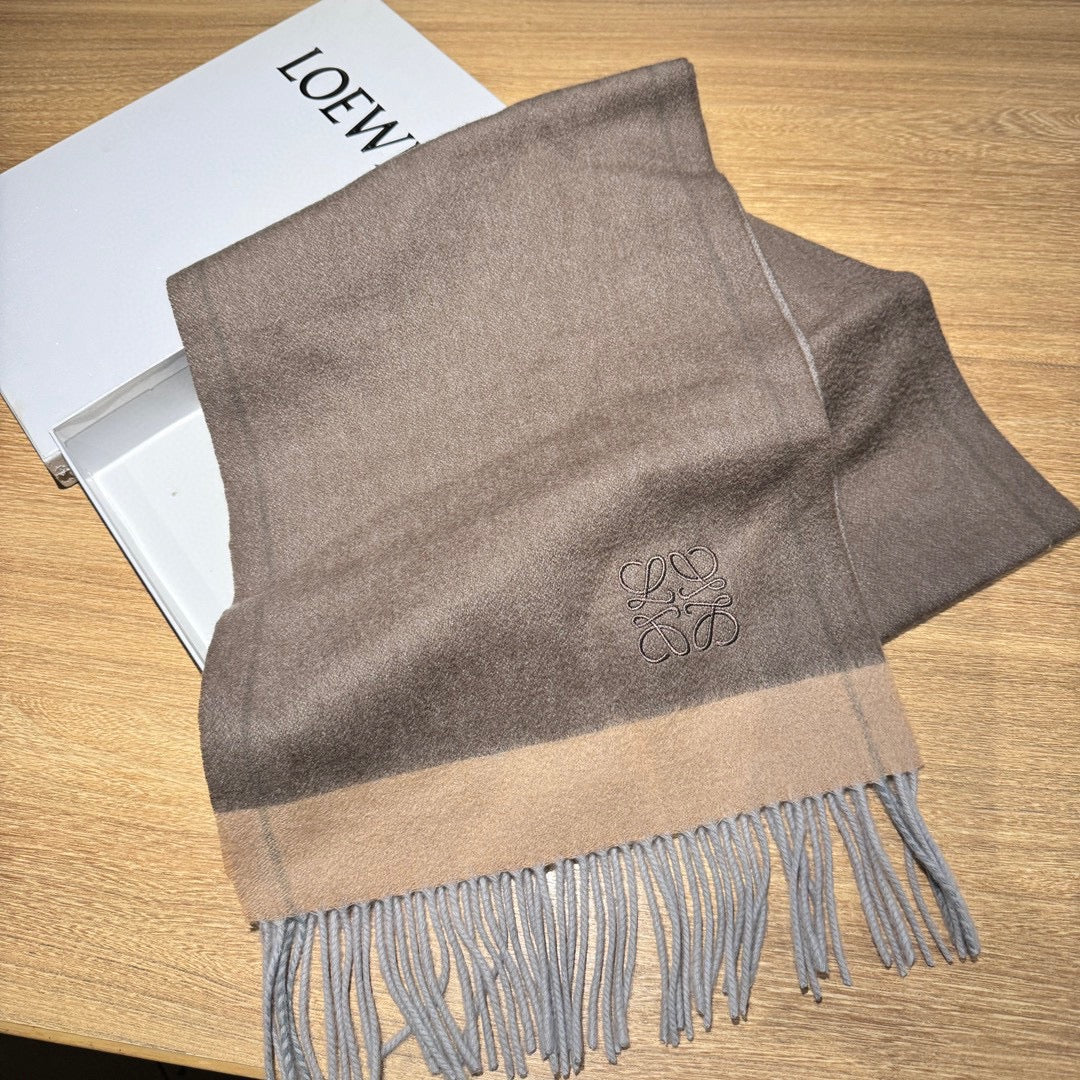 LOEWE SCARF 180 CM IN MEDIUM BROWN CASHMERE 407396