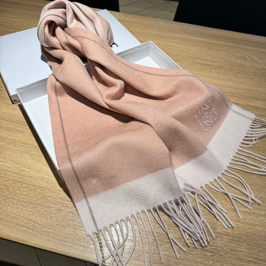 LOEWE SCARF 180 CM IN DESERT SAND CASHMERE 407397